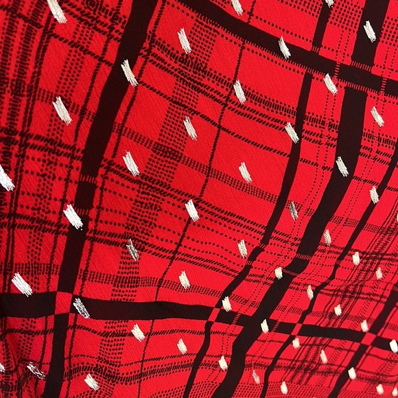 🎩🗝️ NWT $79 Slim Factor Poncho with Tank Lining - Picture 3 of 5